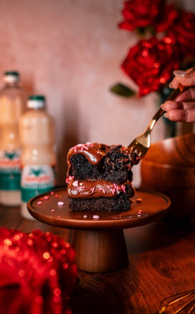 ONE BOWL CHOCOLATE CAKE